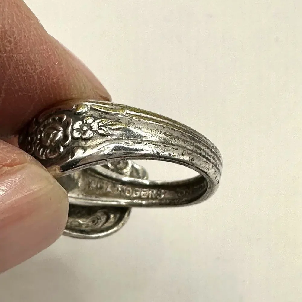 Vintage W.A. Rogers Oneida Silver Plate Spoon Bypass Pinkie Ring Retro Size 4.25